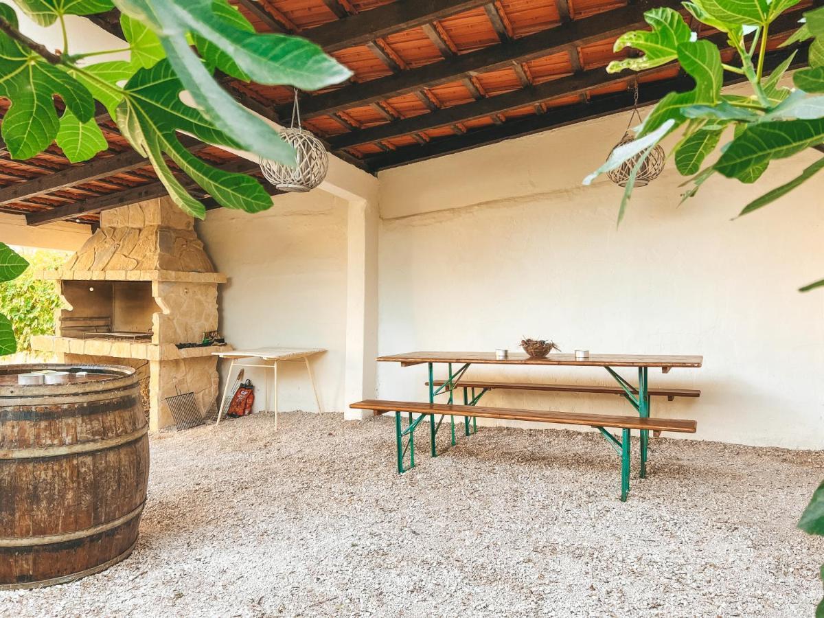 Beach Apartment w Sea Views, 3x Big Rooms w En-Suites Šibenik Exterior foto