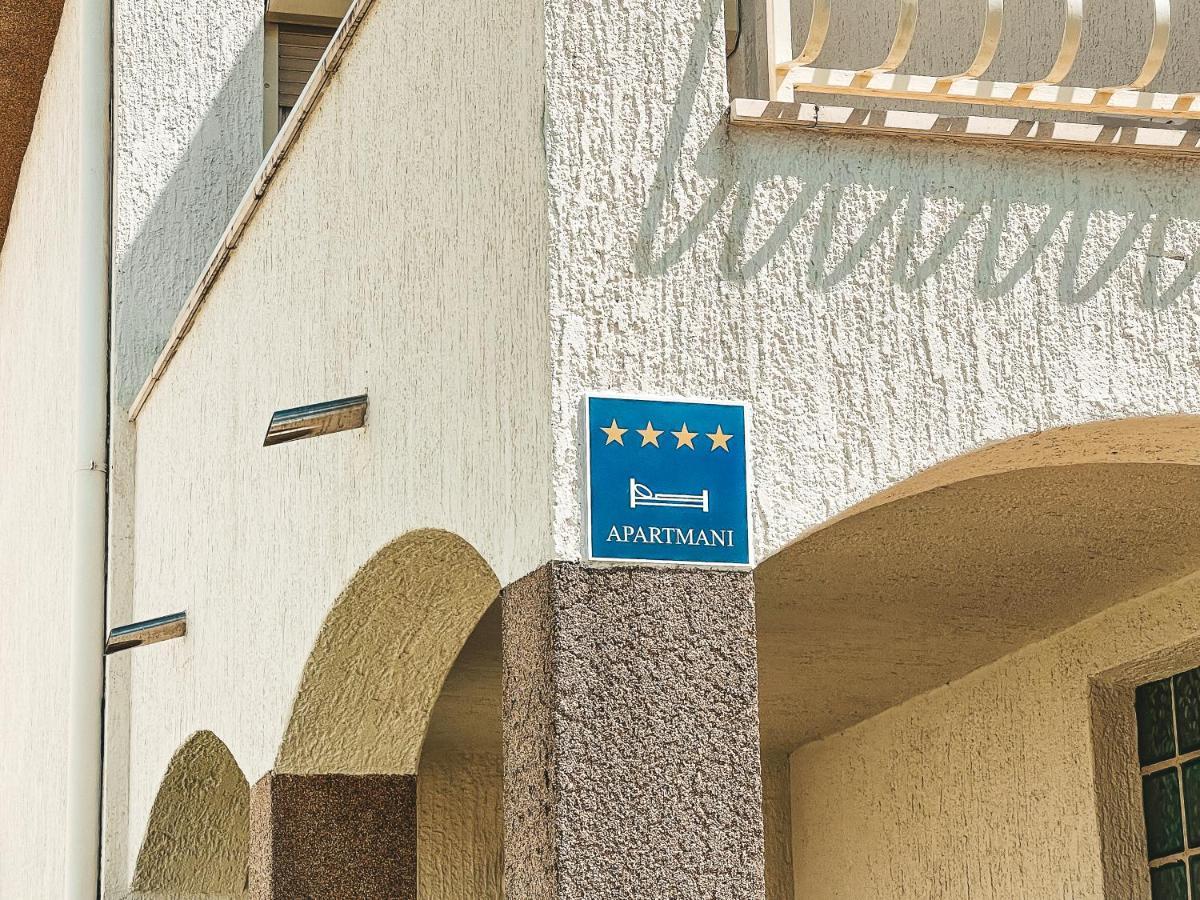 Beach Apartment w Sea Views, 3x Big Rooms w En-Suites Šibenik Exterior foto